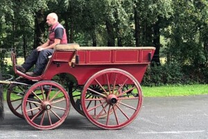 Red wagonette Red wagonette